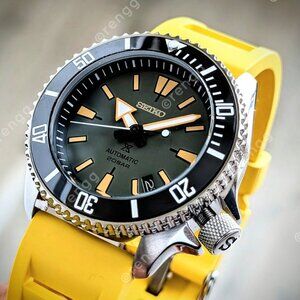 Full Automatic Green Yellow Diver 42mm Mod NH35A 24jewels Excellent!